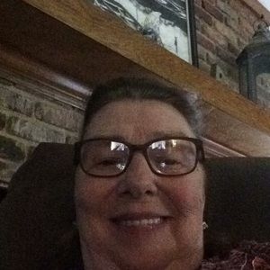 Meet your Posher, Gloria